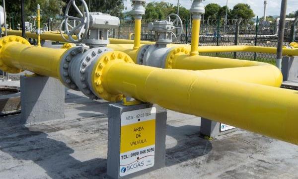  O principal ponto de atenção segue sendo o comportamento dos preços, que acompanham a dinâmica do mercado externo e também impactam outros energéticos, como gasolina, diesel e GLP, observa a Companhia.