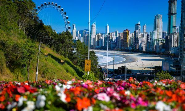 O planejamento das obras &eacute; realizado em alinhamento com o poder p&uacute;blico municipal