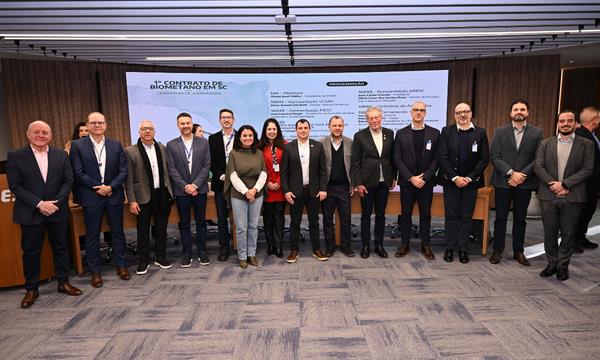O ato solene reuniu lideran&ccedil;as dos setores de energia, agroneg&oacute;cio, regula&ccedil;&atilde;o e ind&uacute;stria para marcar um avan&ccedil;o significativo na descarboniza&ccedil;&atilde;o