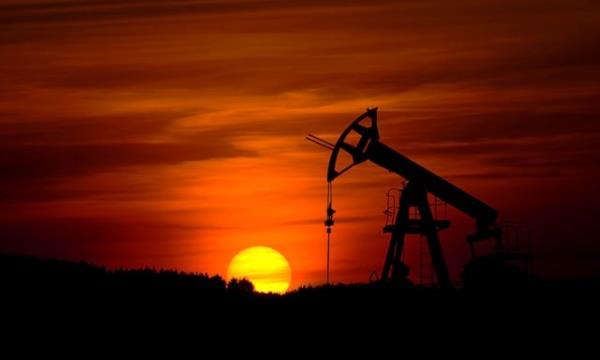 A correlação histórica entre os preços do petróleo e do gás natural no Brasil tem raízes na lógica de competição energética