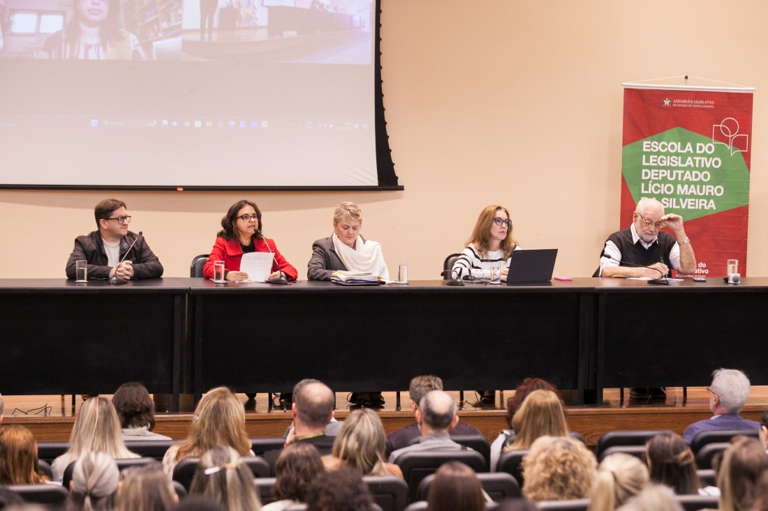 Seminário na Alesc debate o PNE 