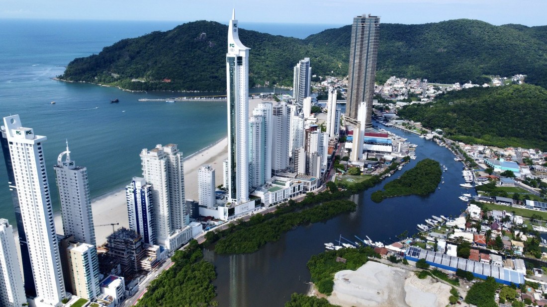 Balneário Camboriú mantém liderança do ranking de preços de imóveis residenciais, com m² a R$ 13.259