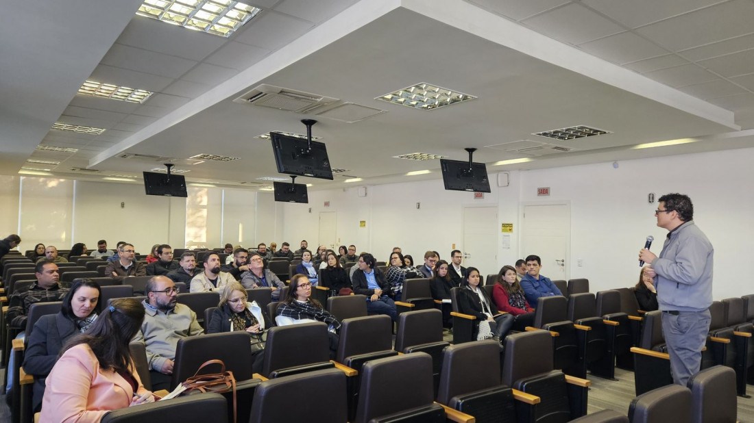 Palestra na GRANFPOLIS 