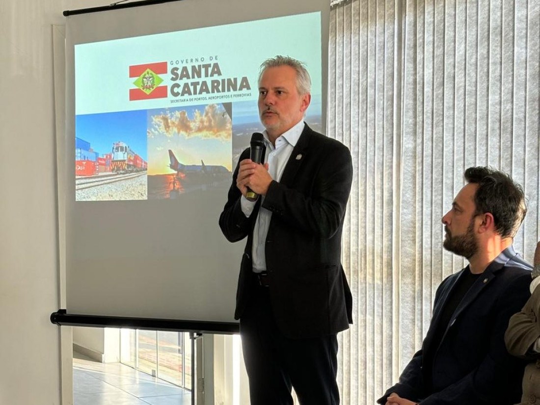 Secretário de Portos, Aeroportos e Ferrovias, Beto Martins, 