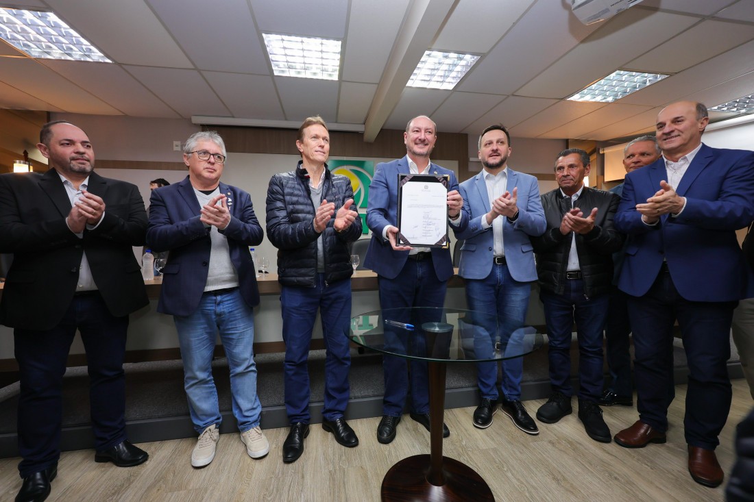 O governador em exercício Mauro De Nadal autorizou, em Tubarão, o repasse de R$ 5 milhões para investimentos