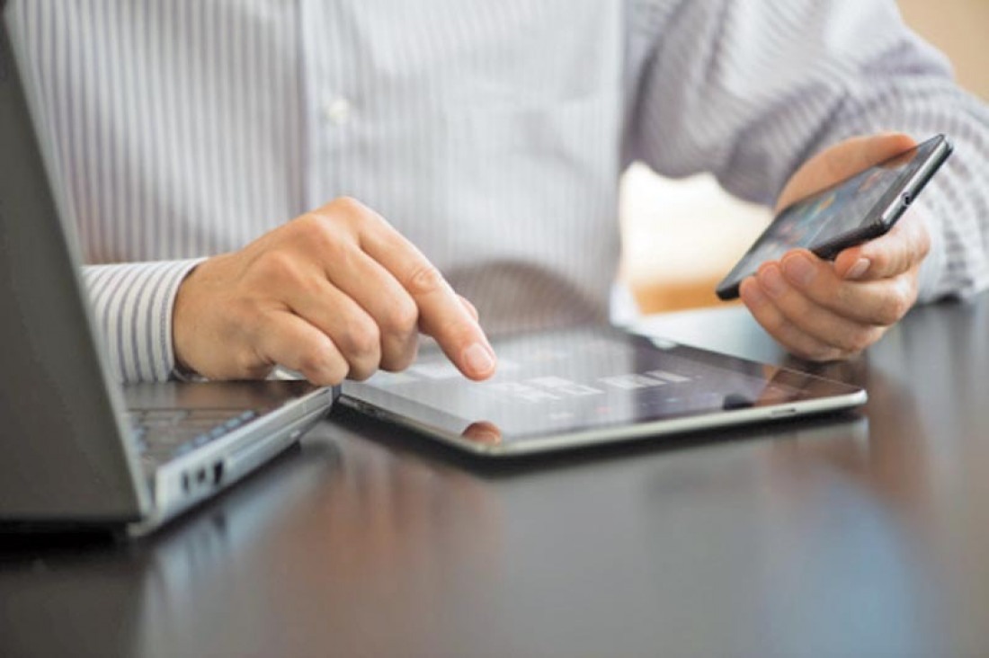 A Lei 18.977, publicada no Diário Oficial de 17 de julho de 2024, autoriza que a comunicação sobre a inclusão de consumidores em cadastros de proteção ao crédito seja feita por meios eletrônicos, como e-mail ou aplicativos de mensagem