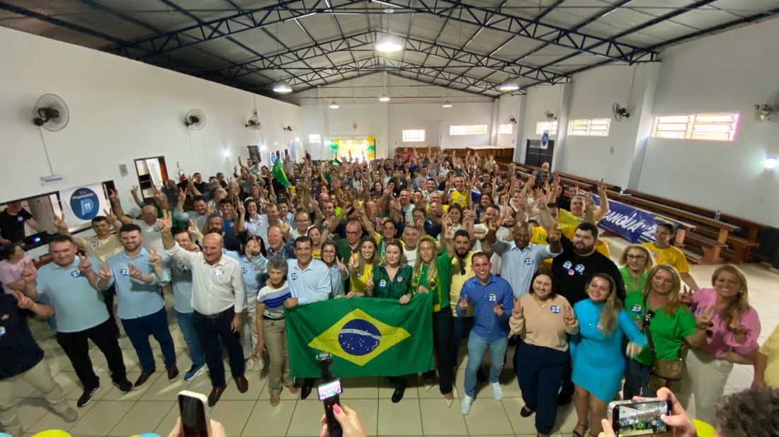 Araranguá terá chapa com Andresa Ribeiro (PL) e Márcio Tubinho (PP) apoiada por Bolsonaro