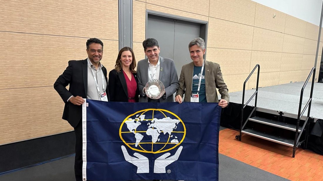 Condecoração reconhece o crescimento digital da instituição e sua contribuição para a inclusão financeira