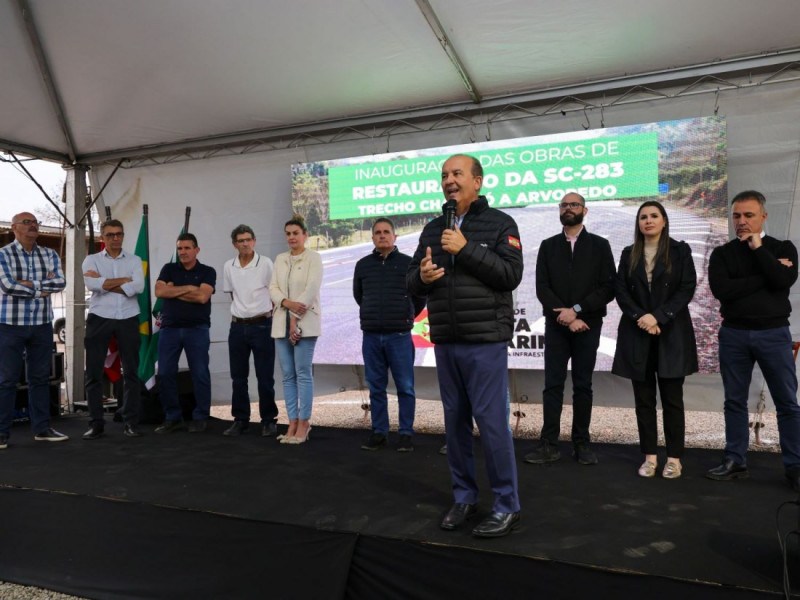 Jorginho Mello inaugura trecho restaurado da SC-283 entre Chapecó e ...
