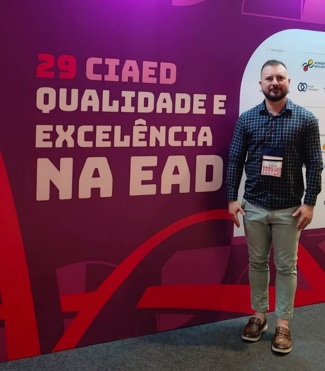 Conselheiro da AMPESC, Sandro Albino Albano participa de mesa-redonda no CIAED