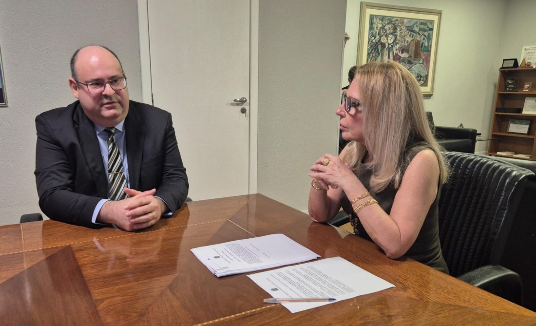 TRE/SC e AMPESC formalizam Programa Acadêmico Cidadão