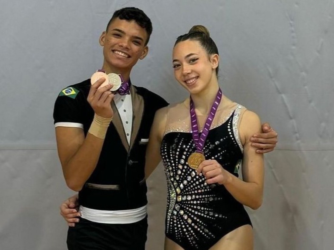 A ginasta catarinense Alice Schramm conquistou a medalha de prata na competição de duplas da Gymnasiade, realizada em Manama, no Bahrein