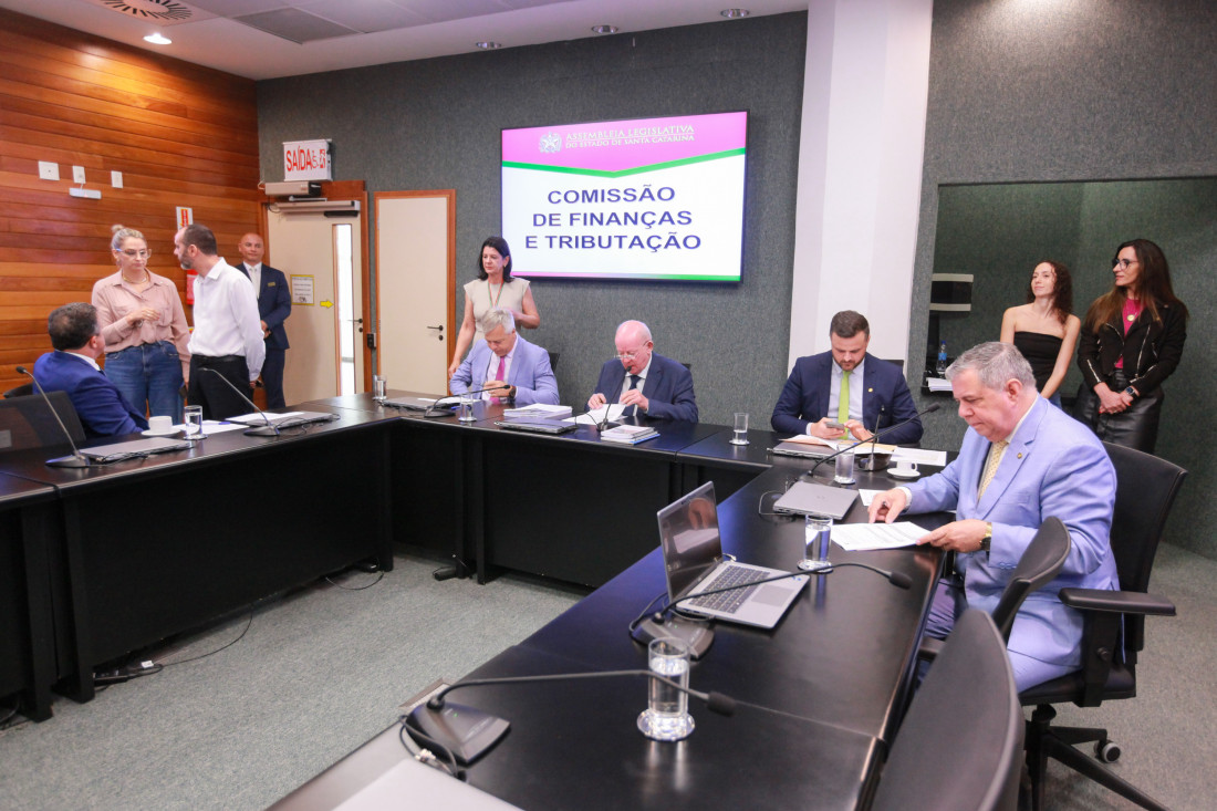 A Comissão de Finanças e Tributação é presidida pelo deputado Marcos Vieira (PSDB)