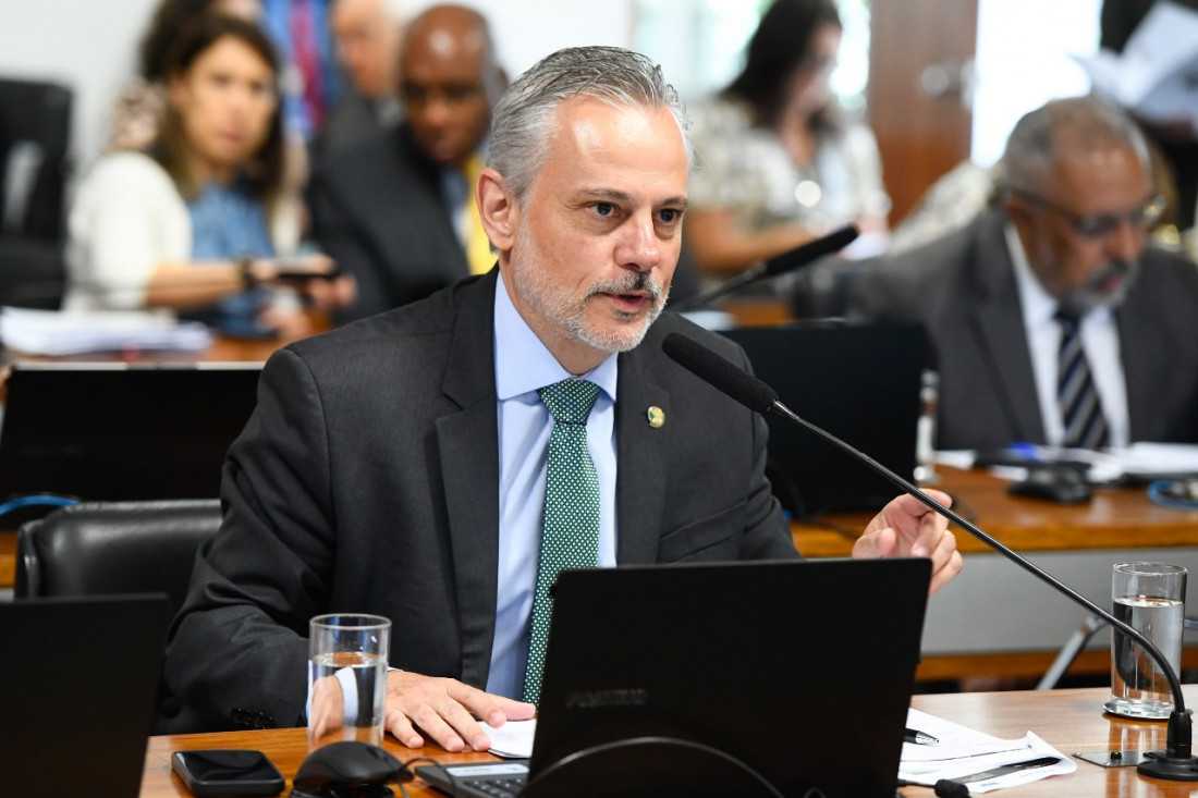 Senador Beto Martins (PL-SC). 