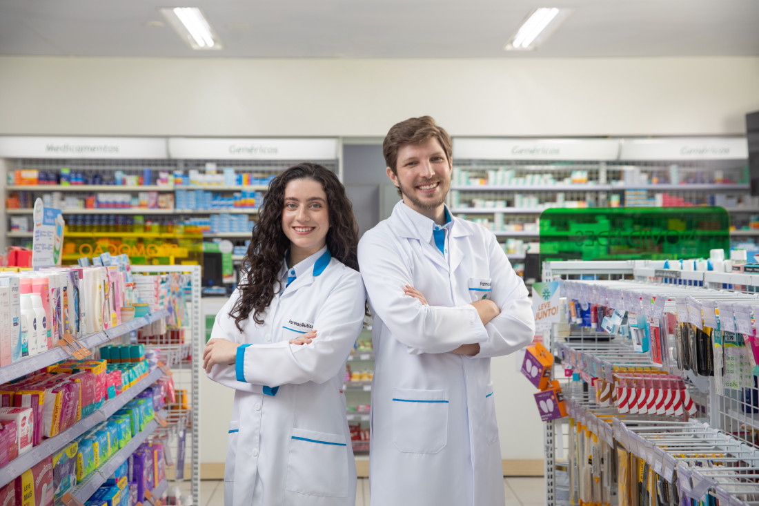 FarmaSesi tem 76 filiais em Santa Catarina; rede é conhecida pela variedade de serviços