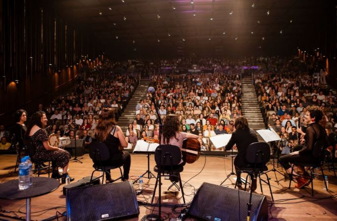 O Tum Festival retorna em 2024 para sua 7ª edição, trazendo uma programação imperdível que celebra a diversidade musical e fomenta o ecossistema cultural