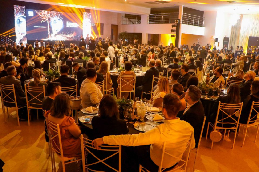 O encontro reuniu cerca de 400 pessoas