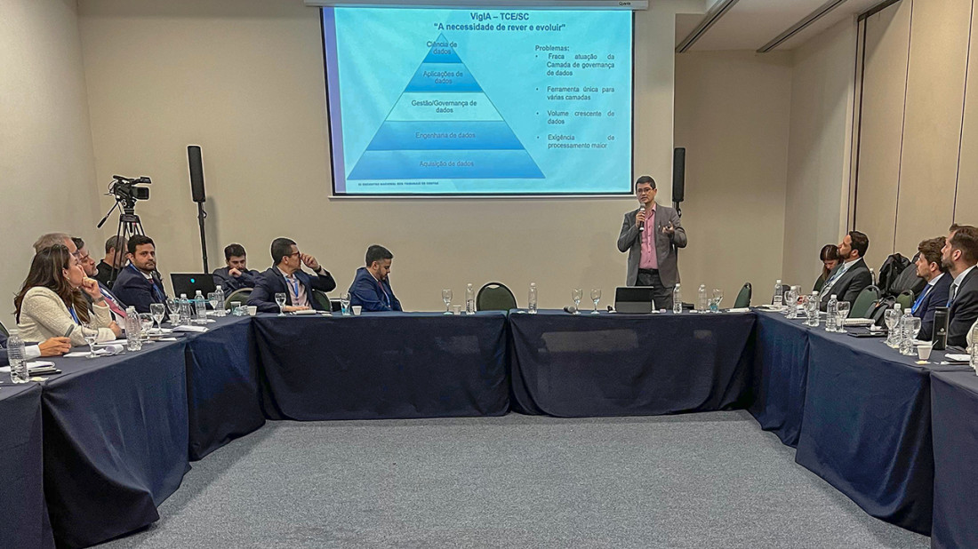 reunião técnica dos secretários e diretores-gerais de controle externo dos Tribunais de Contas do país, realizada no IX Encontro Nacional dos Tribunais de Contas, em Foz do Iguaçu (PR).   