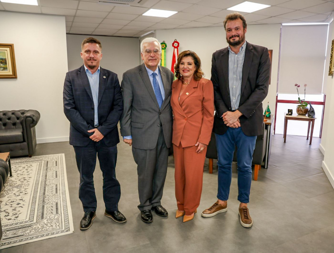  o embaixador apresentou a cultura e as relações bilaterais com Santa Catarina, destacando os pontos fortes do país para a atração de investidores.  