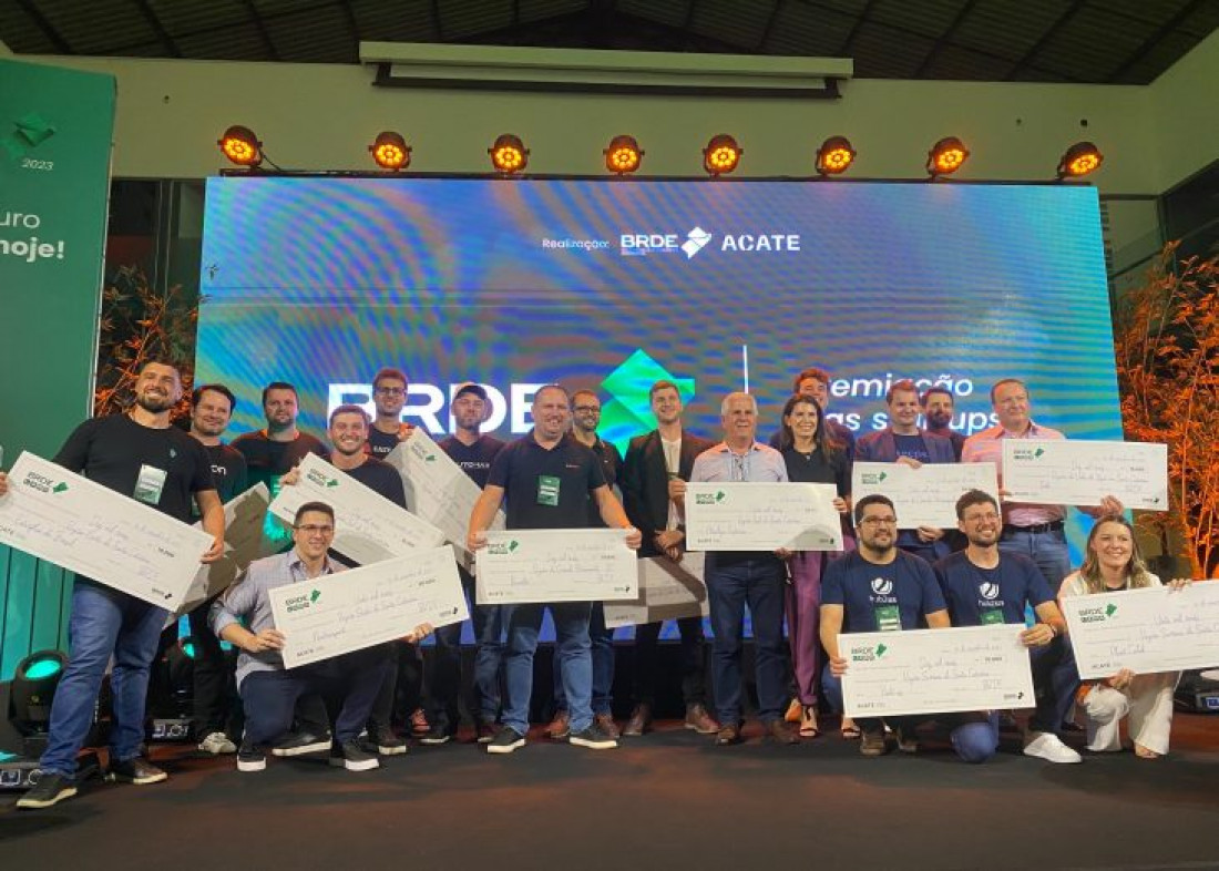 Na fase final do programa de aceleração comercial, 44 startups serão avaliadas em bancas regionais e concorrem a premiações em dinheiro