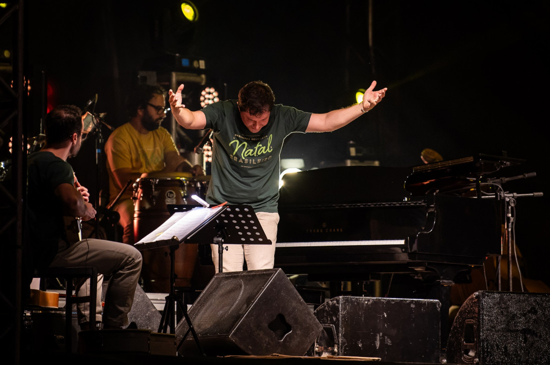 A Orquestra Brasileira, conceituado projeto do maestro Luiz Gustavo Zago, fará uma apresentação especial de Natal em Santa Catarina