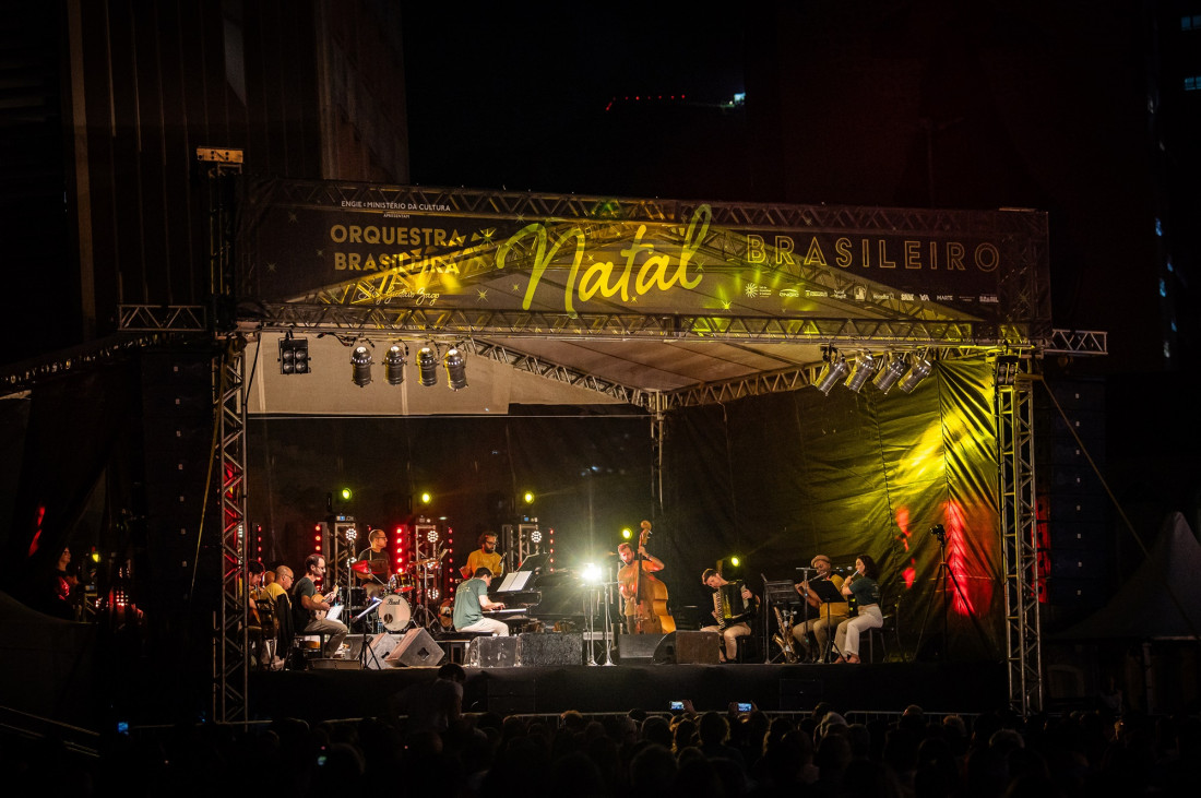 A Orquestra Brasileira, conceituado projeto do maestro Luiz Gustavo Zago, fará uma apresentação especial de Natal em Santa Catarina