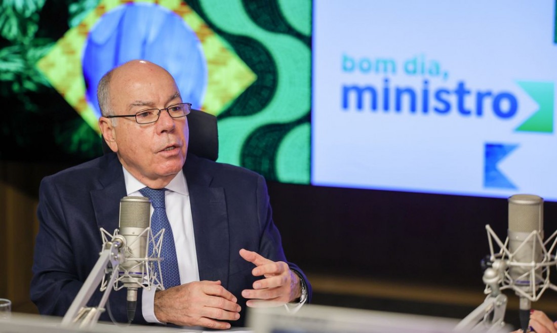 Problema com Carrefour está superado, diz Mauro Vieira