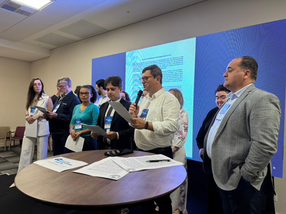 Fórum de Universidades pela Paz encerra com a assinatura da Carta de Florianópolis