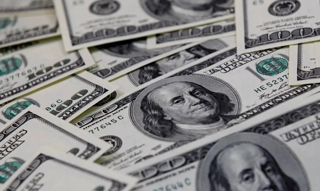 Dólar fecha a R$ 6 pela primeira vez na história