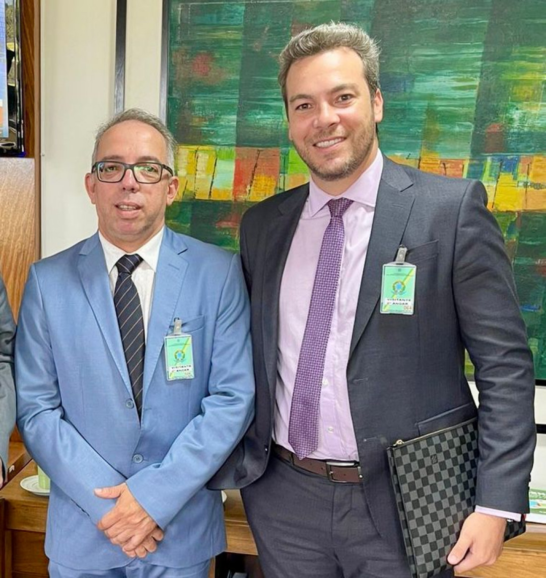 Wlamir Tadeu de Freitas é Presidente da ABRALEGAL, e Bruno Camargo, especialista jurídico da mesma associação.