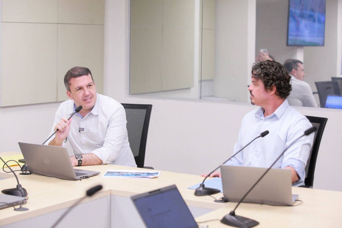 Os deputados Camilo Martins (Podemos) e Marquito (PSOL) 