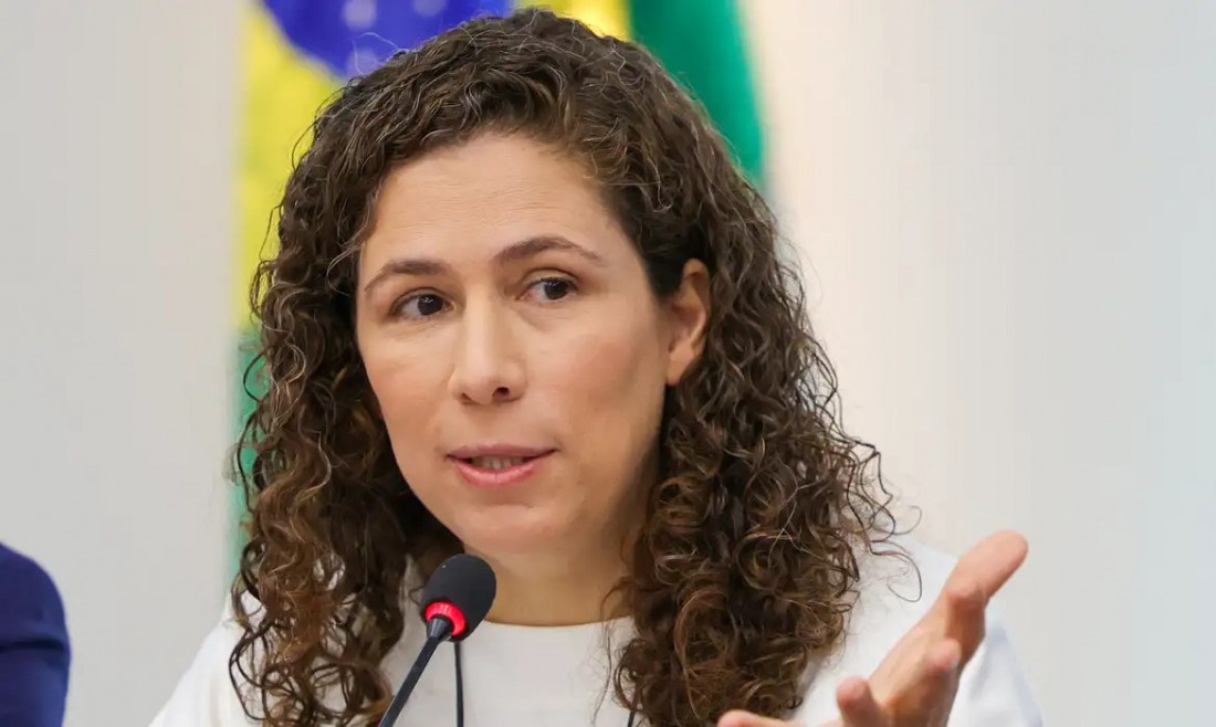 Ministros assinam acordos de cooperação para modernizar estatais