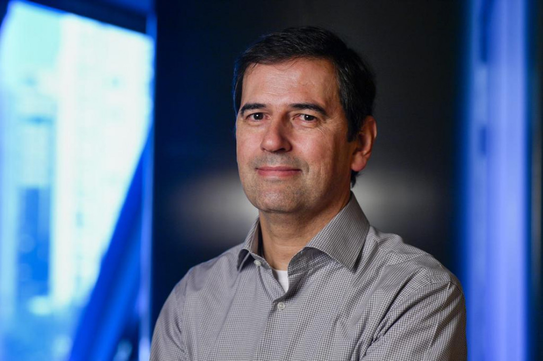  João Victorino  idealizou e lidera o canal A Hora do Dinheiro com conteúdo gratuito e uma linguagem simples, objetiva e inclusiva sobre economia e finanças