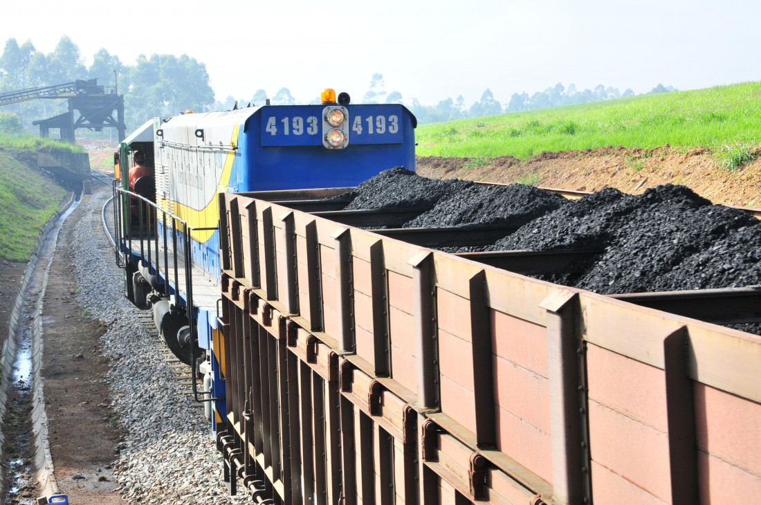 Maior volume de carga transportada foi de carvão mineral