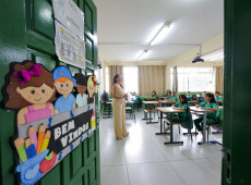 ano letivo de 2025 da rede estadual de ensino de Santa Catarina começa em 10 de fevereiro