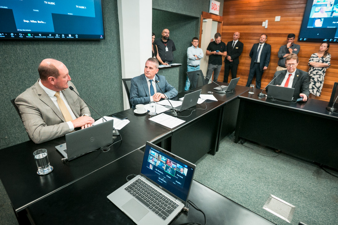 Reunião da Comissão de Agricultura e Desenvolvimento Rural, na manhã desta terça-feira (18) 