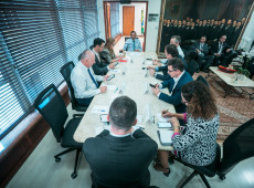 
Bancada do Vale do Itajaí em reunião na Presidência