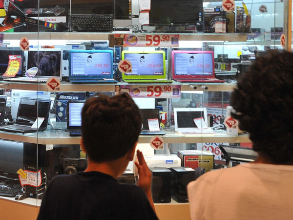 Após nova alta de juros, mercado reduz previsão para o PIB e inflação