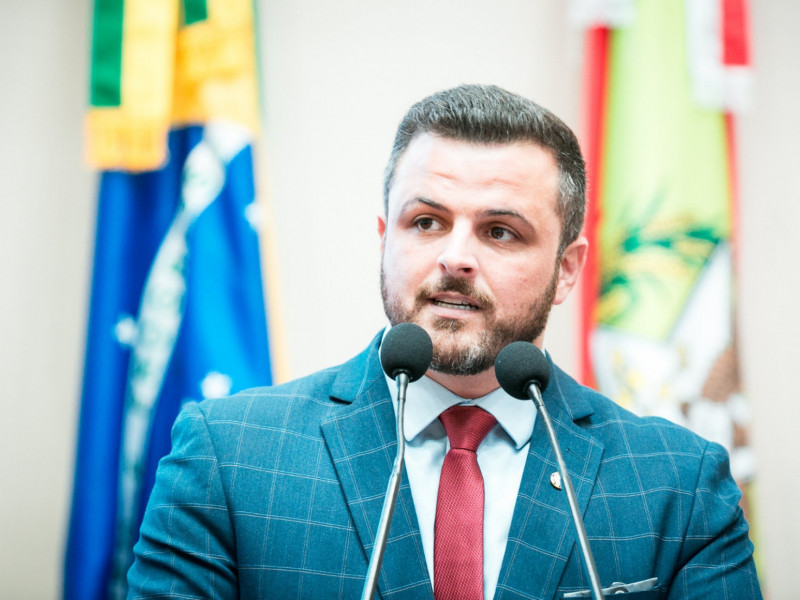 Deputado estadual Lucas Neves (Podemos)