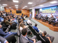 Lançamento da frente ocorreu na noite desta quarta (30), na Assembleia Legislativa
