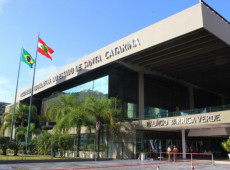 Audiências públicas aconteceram no Palácio Barriga Verde, sede da ALESC em Florianópolis