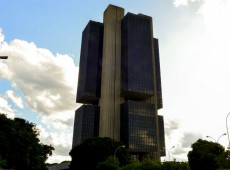 Entidades do setor produtivo criticam aumento da Selic