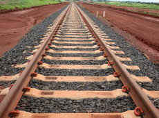 Governo quer leiloar ferrovia EF-118 ainda neste ano, diz ministro