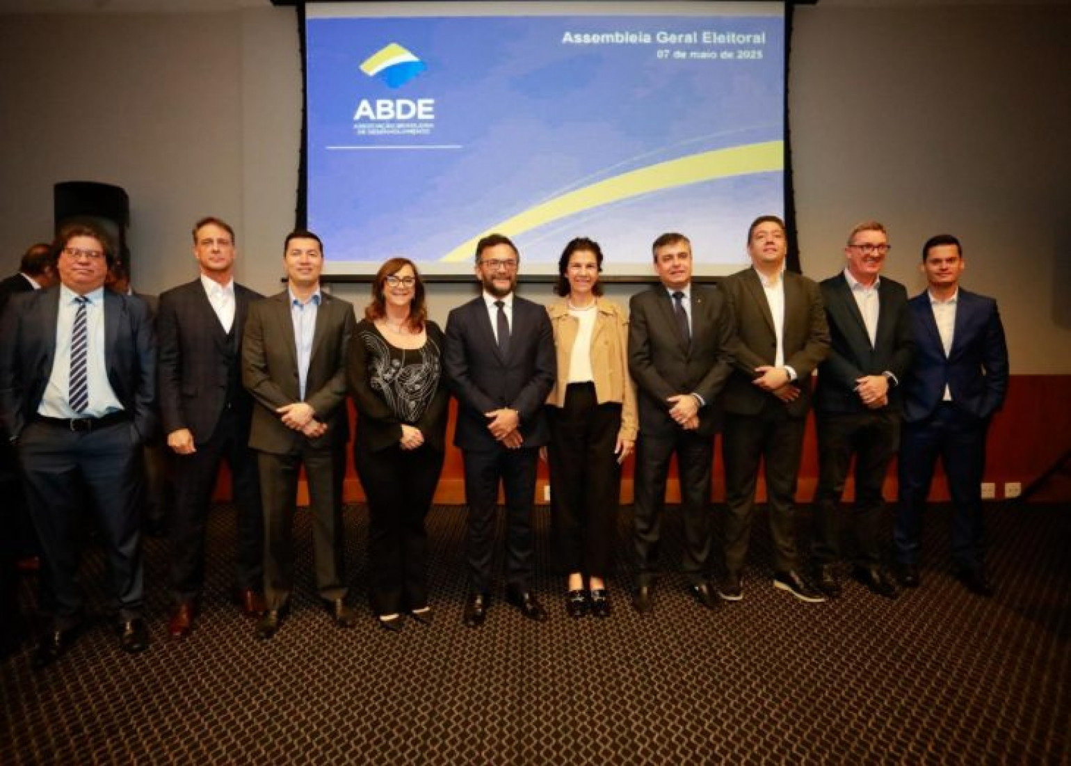 O diretor administrativo do BRDE, Heraldo Neves, foi reconduzido ao cargo de segundo vice-presidente da Associação Brasileira de Desenvolvimento