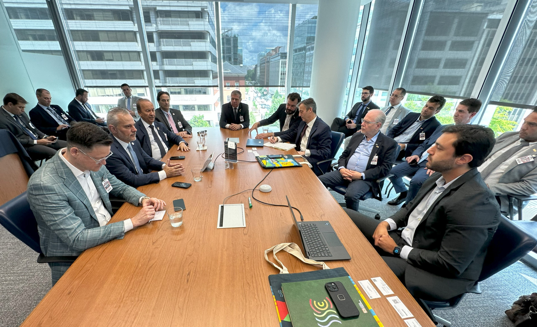 Comitiva liderada pelo governador Jorginho Mello cumpre agenda nesta quinta na Capital dos EUA