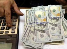 Dólar sobe para R$ 5,71 após ameaças de Trump à China