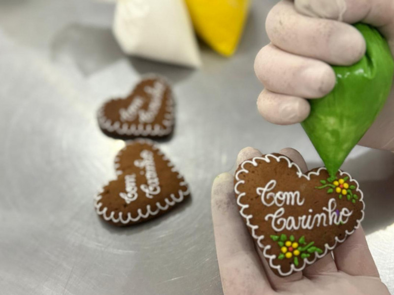 Oficina de decoração de biscoitos de mel