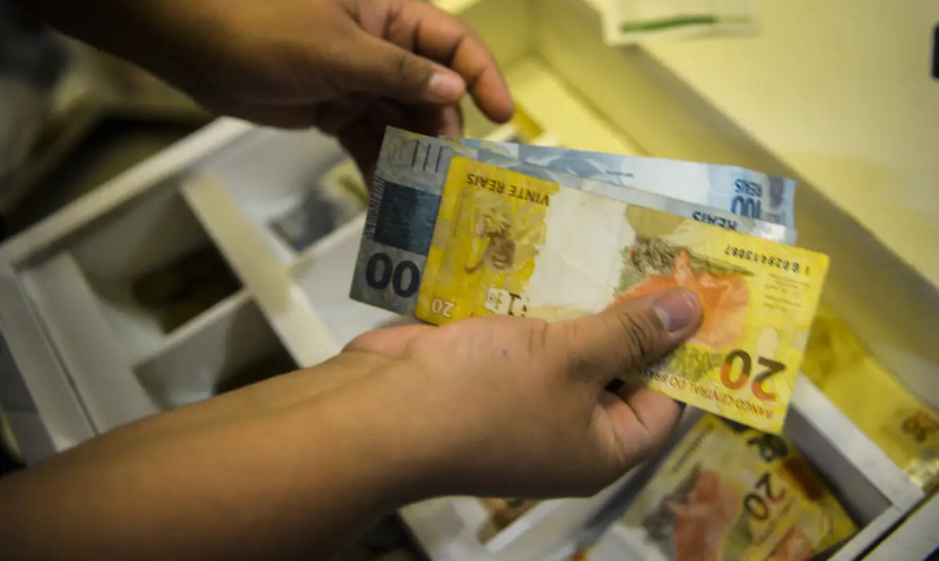 Mercado eleva previsão de expansão da economia para 2,18% em 2025