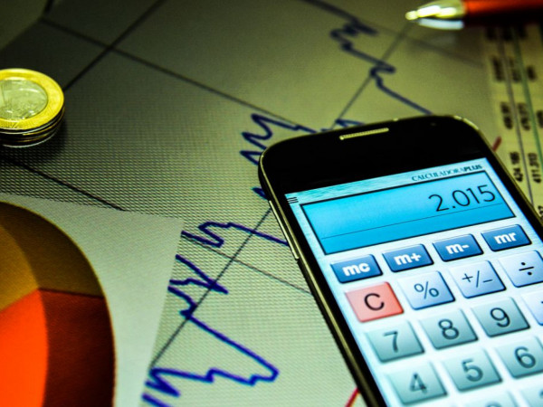 Mercado prevê crescimento econômico de 2,2% em 2025