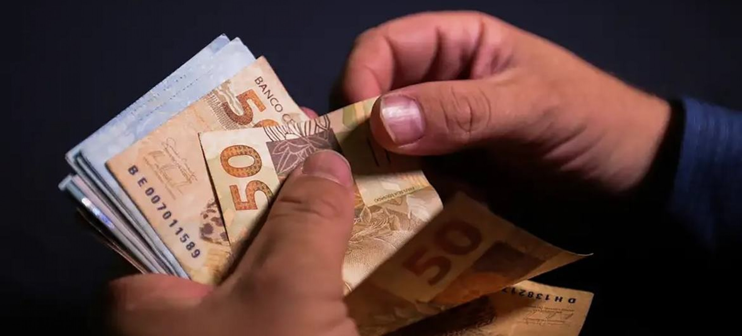 Tensões comerciais, incertezas políticas e outras turbulências empurraram revisão para baixo em quase 70% de todas as economias do globo